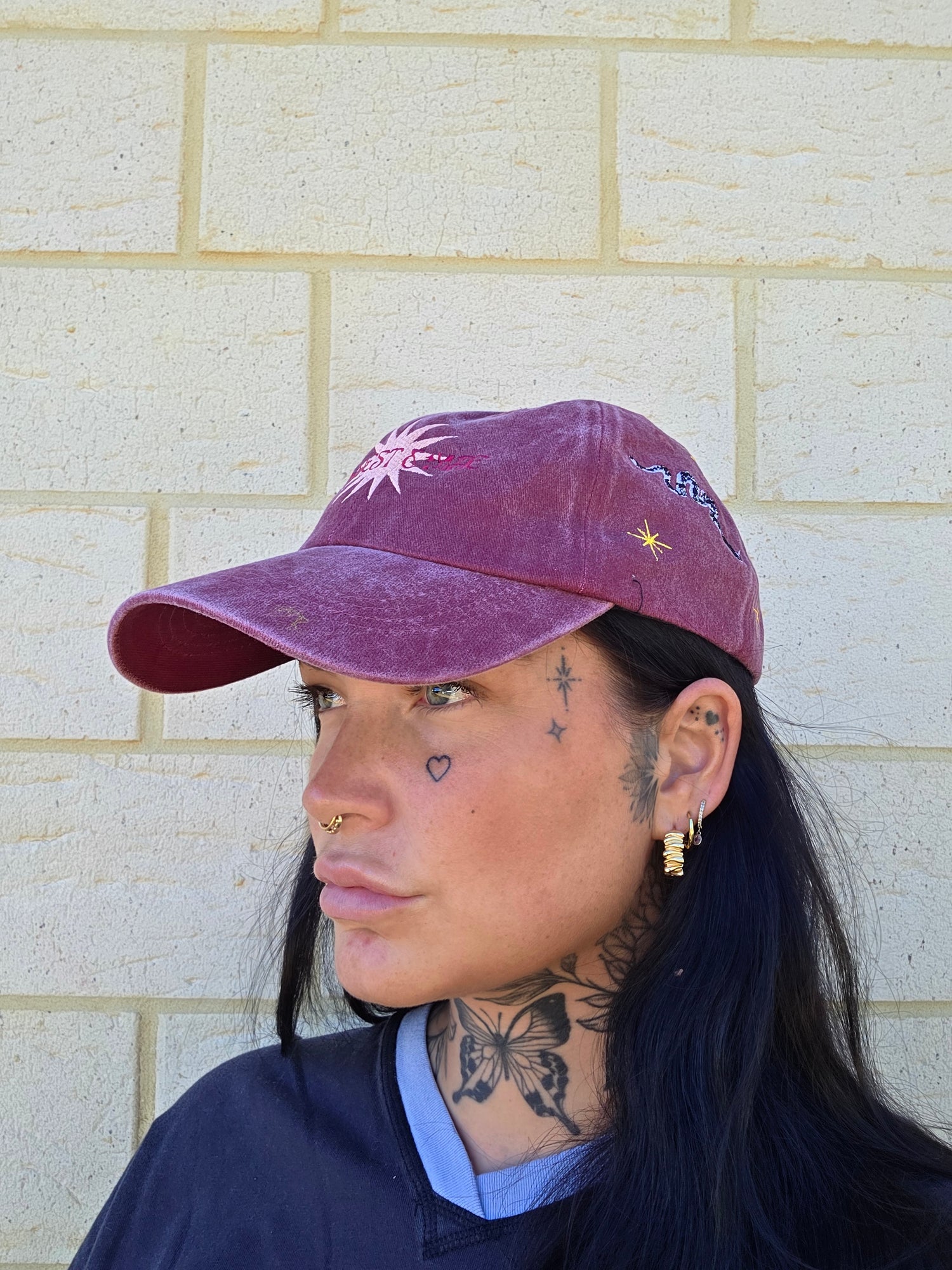 Caps
